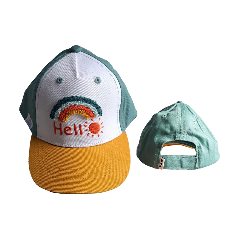 Cappello bambino con arcobaleno